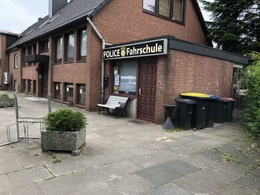 Fahrschule POLICE in Wilhelmsburg