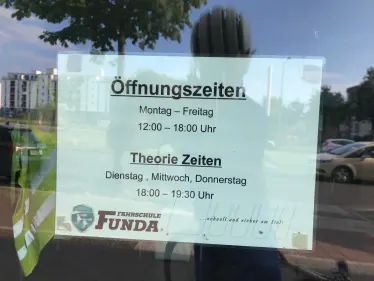 Fahrschule Funda - Wasserstadt Spandau in Schöneberg