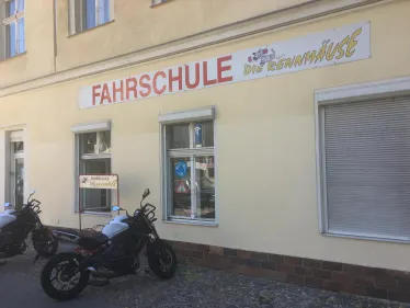 Fahrschule - Die Rennmäuse - Moabit in Tegel