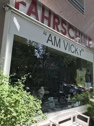 Fahrschule am Vicky in Schöneberg