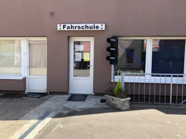 Wessels Michael Fahrschule in Pries