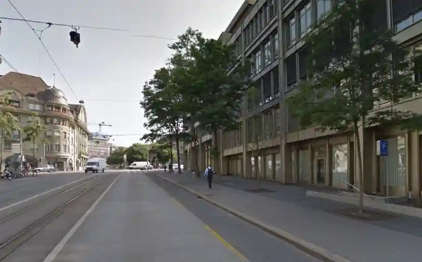 School Fanki-online Fahrschule Auto Motorrad Kat. BE Bern 1