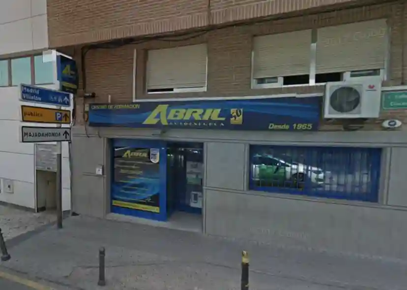 Colegio Abril Autoescuela Madrid 1