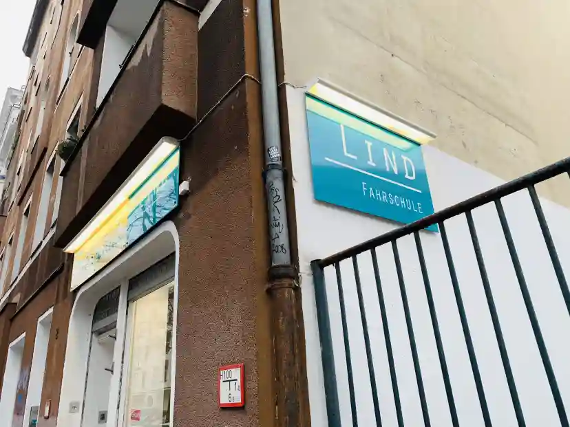 Fahrschule Lind Parisier Str Wilmersdorf 4