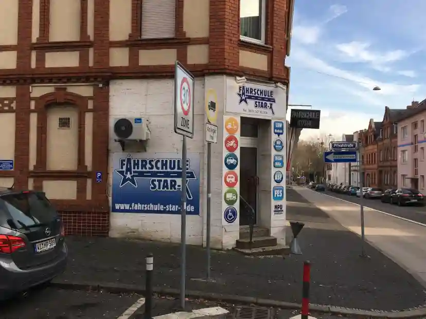 Fahrschule STAR-X GmbH - Patrickstraße Dotzheim 3