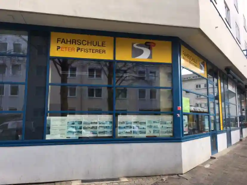 Fahrschule Peter Pfisterer Bornheim 2