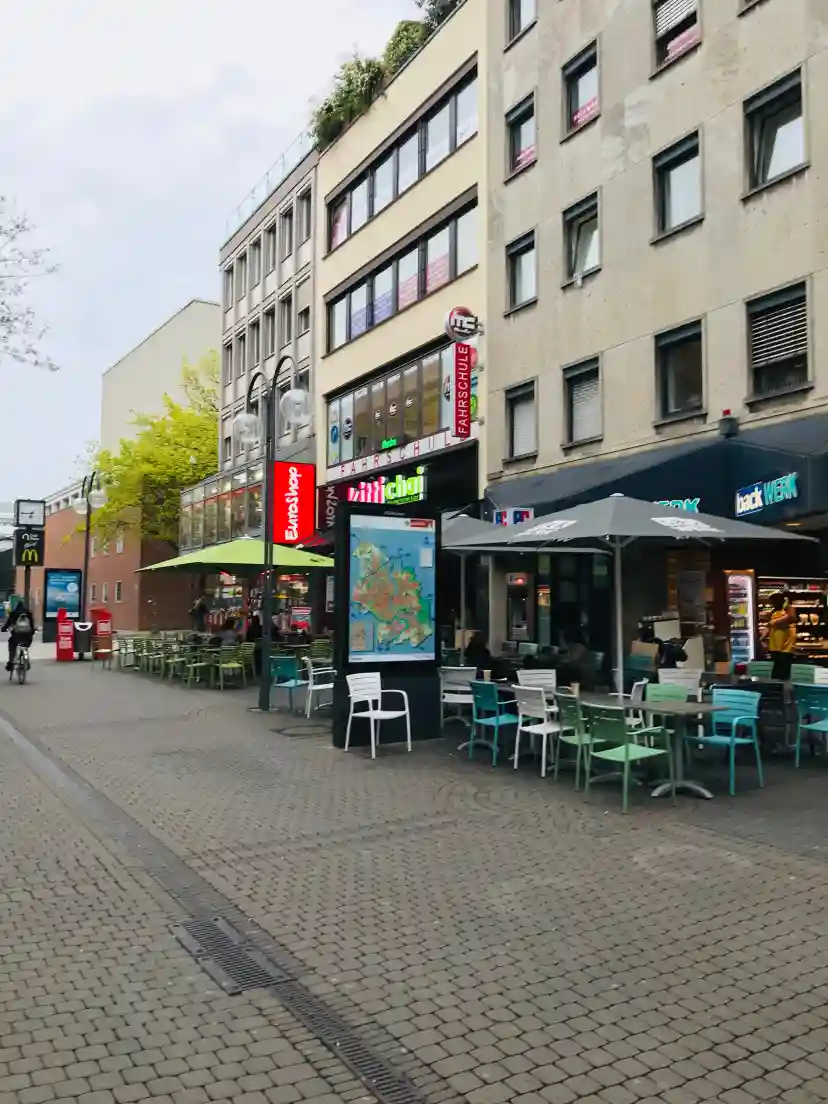 School Fahrschule Motocar - Altstadt-Nord Altstadt-Süd 6