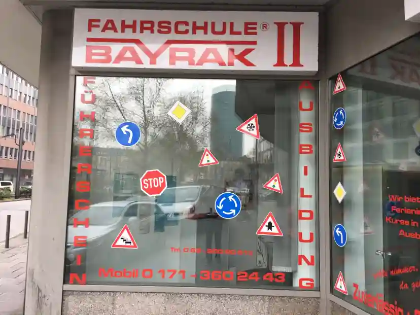 School Fahrschule Bayrak GmbH - Baseler Str. Bahnhofsviertel 1