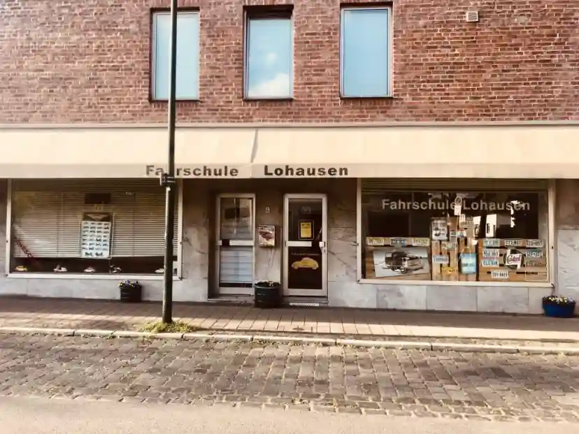 School Fahrschule Lohausen 1