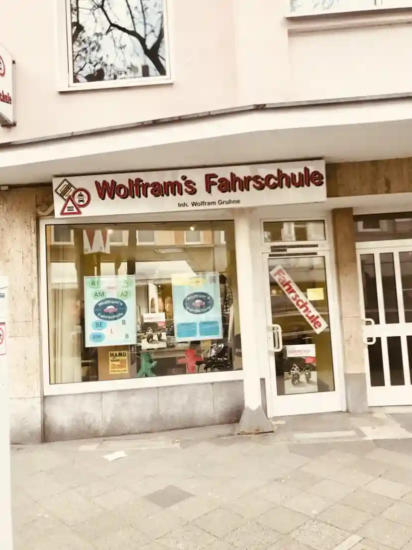 School Wolframs’s Fahrschule Inh. Wolfram Gruhne Unterbilk 2