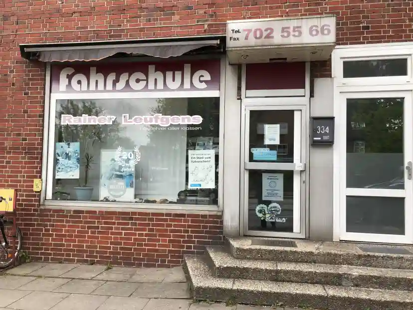 School Rainer Leufgens Fahrschule Elstorf 1