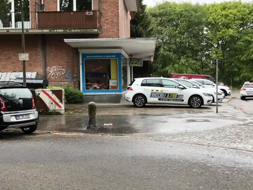 Fahrschule A-TEAM - Hamburg-Nord Fuhlsbüttel 3