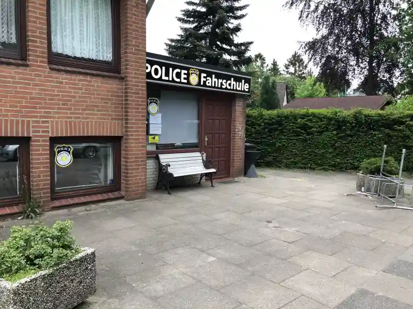 School Fahrschule POLICE Wilhelmsburg 2