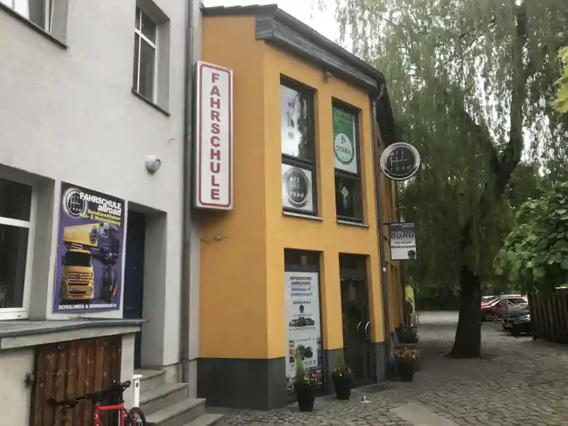 School Fahrschule allroad - Treptow Schöneiche 1