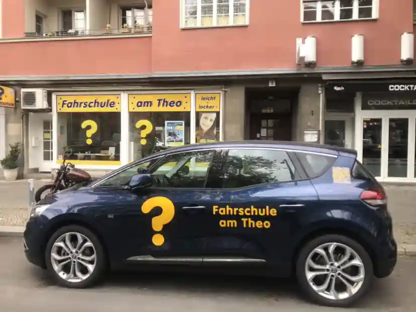 School Fahrschule am Theo Westend 2