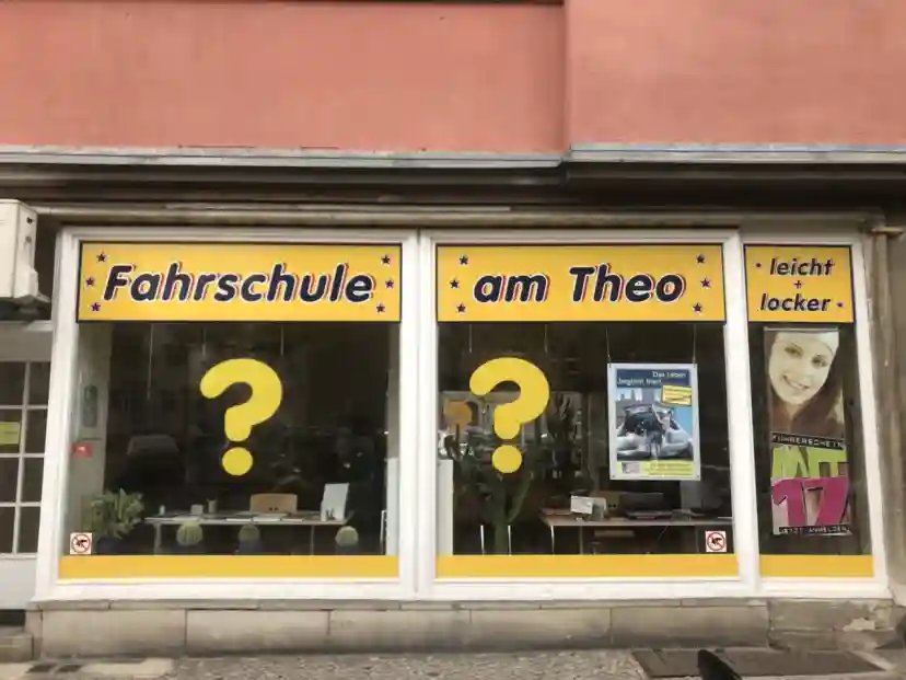 School Fahrschule am Theo Westend 1