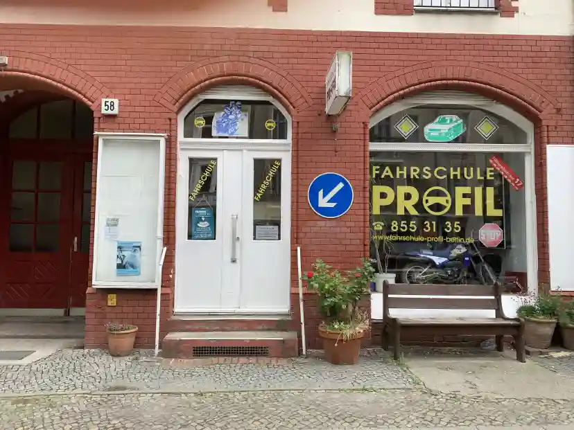 Fahrschule Profil Friedenau 1