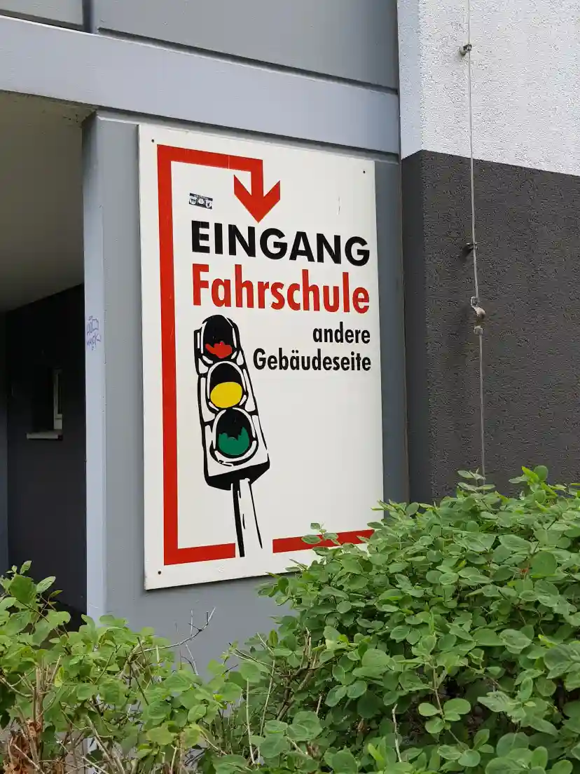 School Fahrschule am Fennpfuhl - Lichtenberg 3