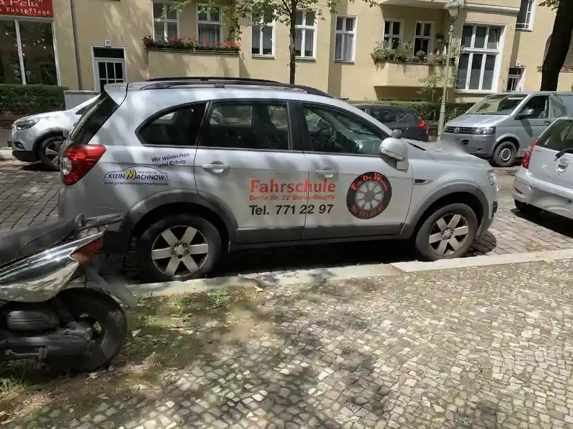 School Fahrschule Fun on Wheels Steglitz 6