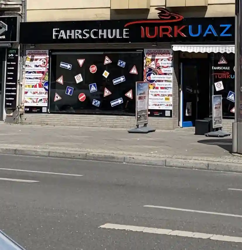 School Fahrschule Turkuaz Neukölln 3