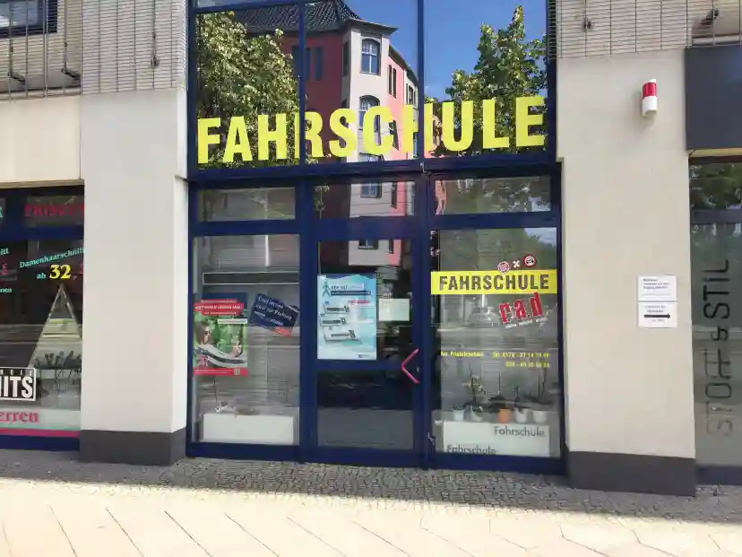 School Fahrschule R.A.D. KGA Bielefeld 1