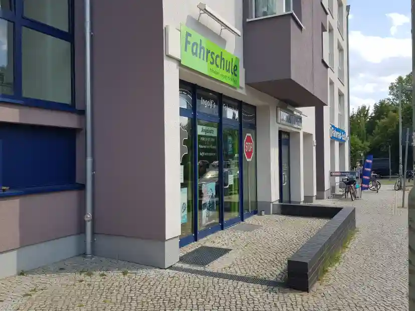 School Ingolf´s Fahrschule Biesdorf 2