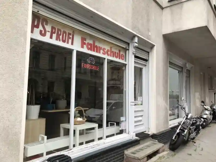 School PS-Profi Fahrschule Schöneberg 2