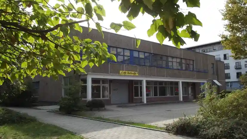 School Tiesler Reinhart Fahrschule Leubnitz-Neuostra 1