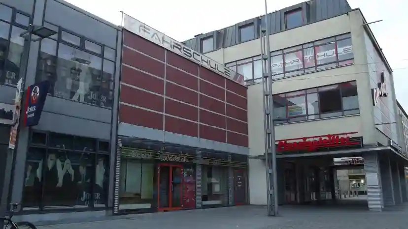 Fahrschule VIVA Innere Altstadt 3