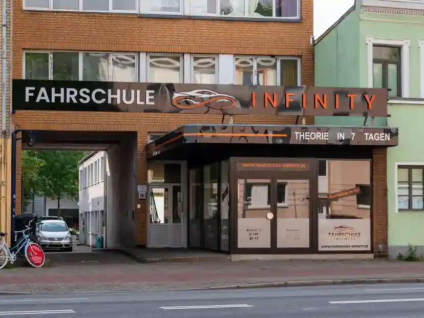 School Fahrschule Infinity UG (haftungsbeschränkt) Dulsberg 1