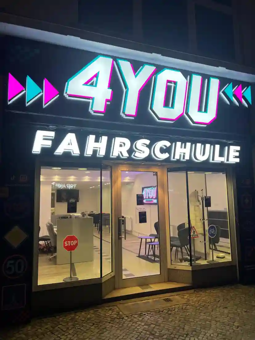 School Fahrschule For You GmbH Lankwitz 8