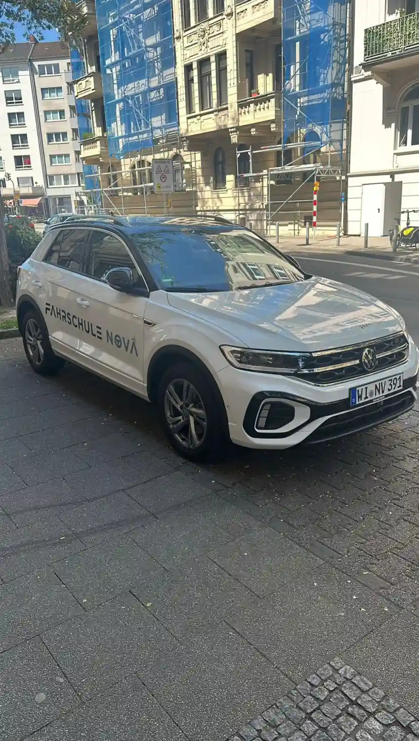 School Fahrschule Nova Dotzheim 6