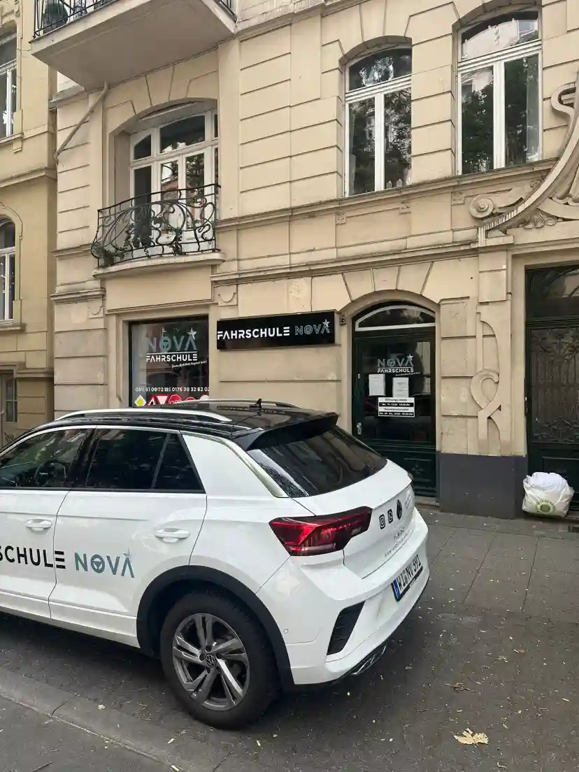 School Fahrschule Nova Dotzheim 1
