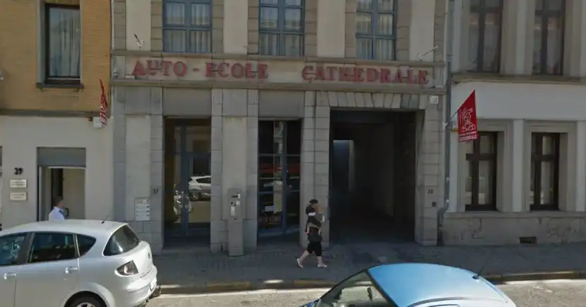 Auto-école Cathédrale Tournai 1