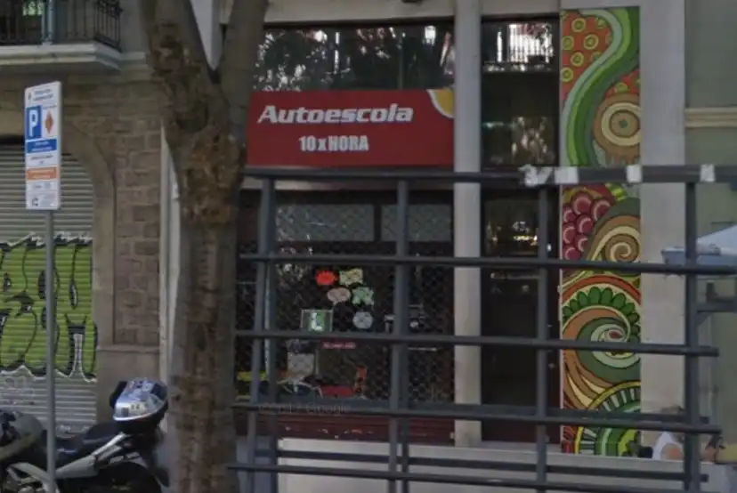 Colegio Autoescuela Barcelona Racing 1