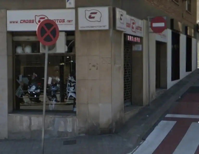 Colegio Cross Motos S.C.P Barcelona 1