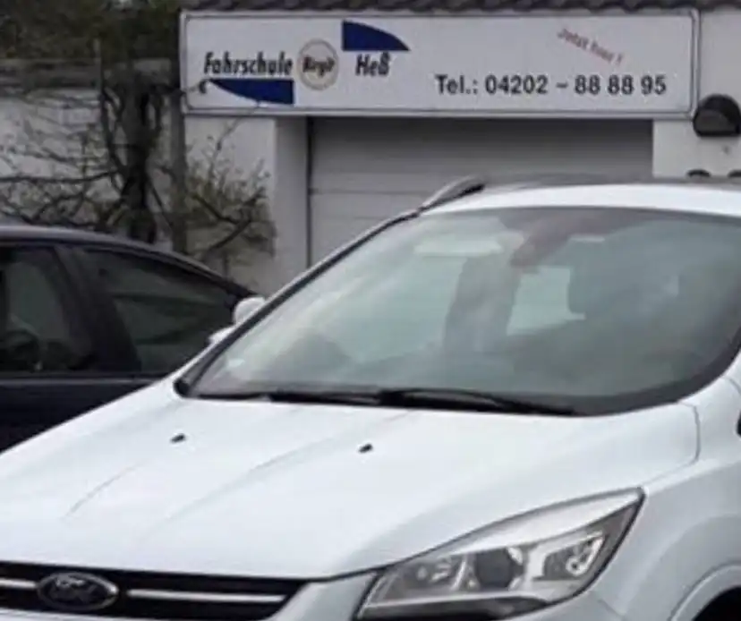 School Fahrschule Birgit Heß, Inh. Meyer Uesen 1