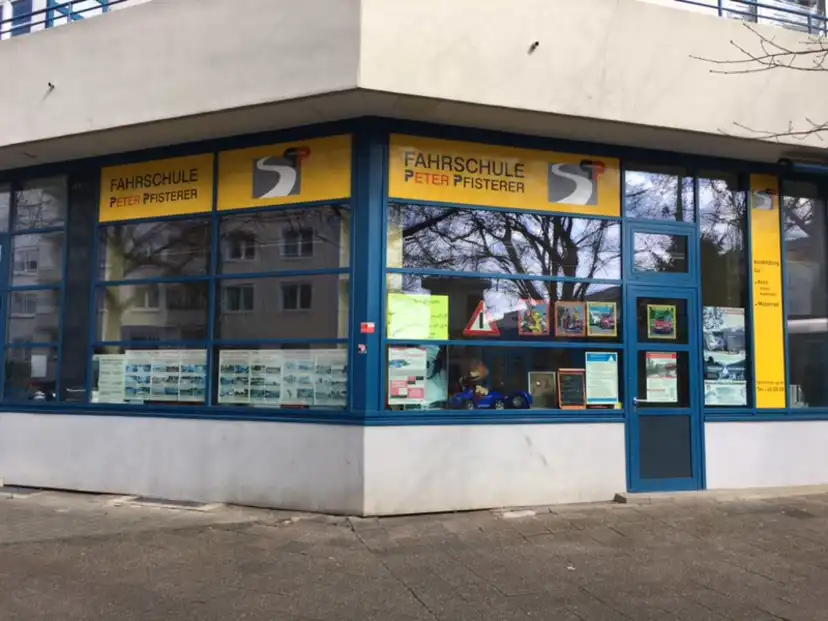 Fahrschule Peter Pfisterer Bornheim 1
