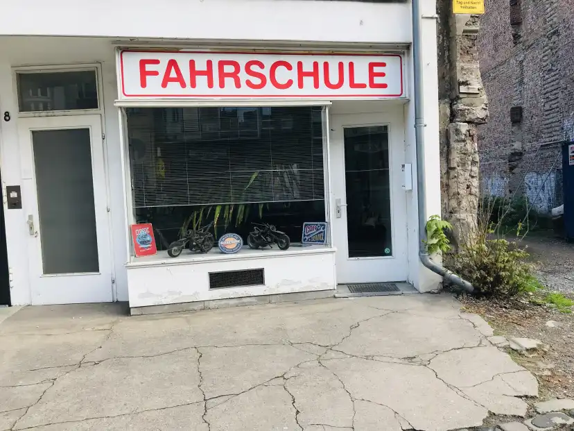 School Fahrschule Brose Sülz 1