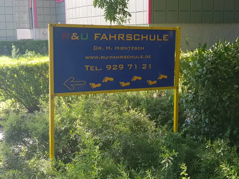 R Und U Fahrschule Standort Hohenschönhausen
