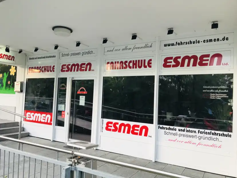 School Fahrschule Esmen Bonn GmbH 1