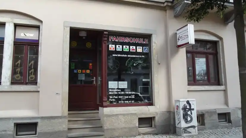 Fahrschule & Fahrttstraining Alexander Weiß Pieschen-Süd 1
