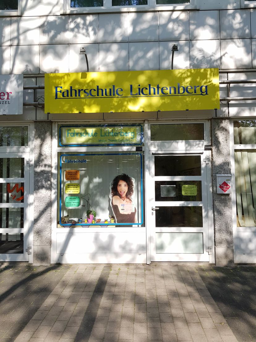 Fahrschule auto kennenlernen