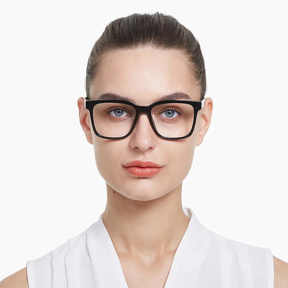 Luke Black Square Eyeglasses | CliCliMe.com display picture 2