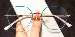 Eyeglasses_Gem
