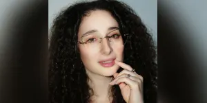 Eyeglasses_Pixie