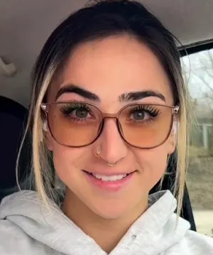 Aysun champagne   Plastic  Sunglasses, model view