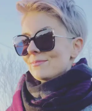 Venus black   Acetate  Sunglasses, model view