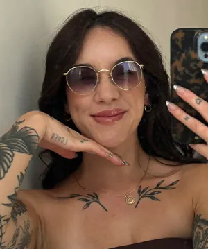 Joslyn gold   Metal  Sunglasses, model view