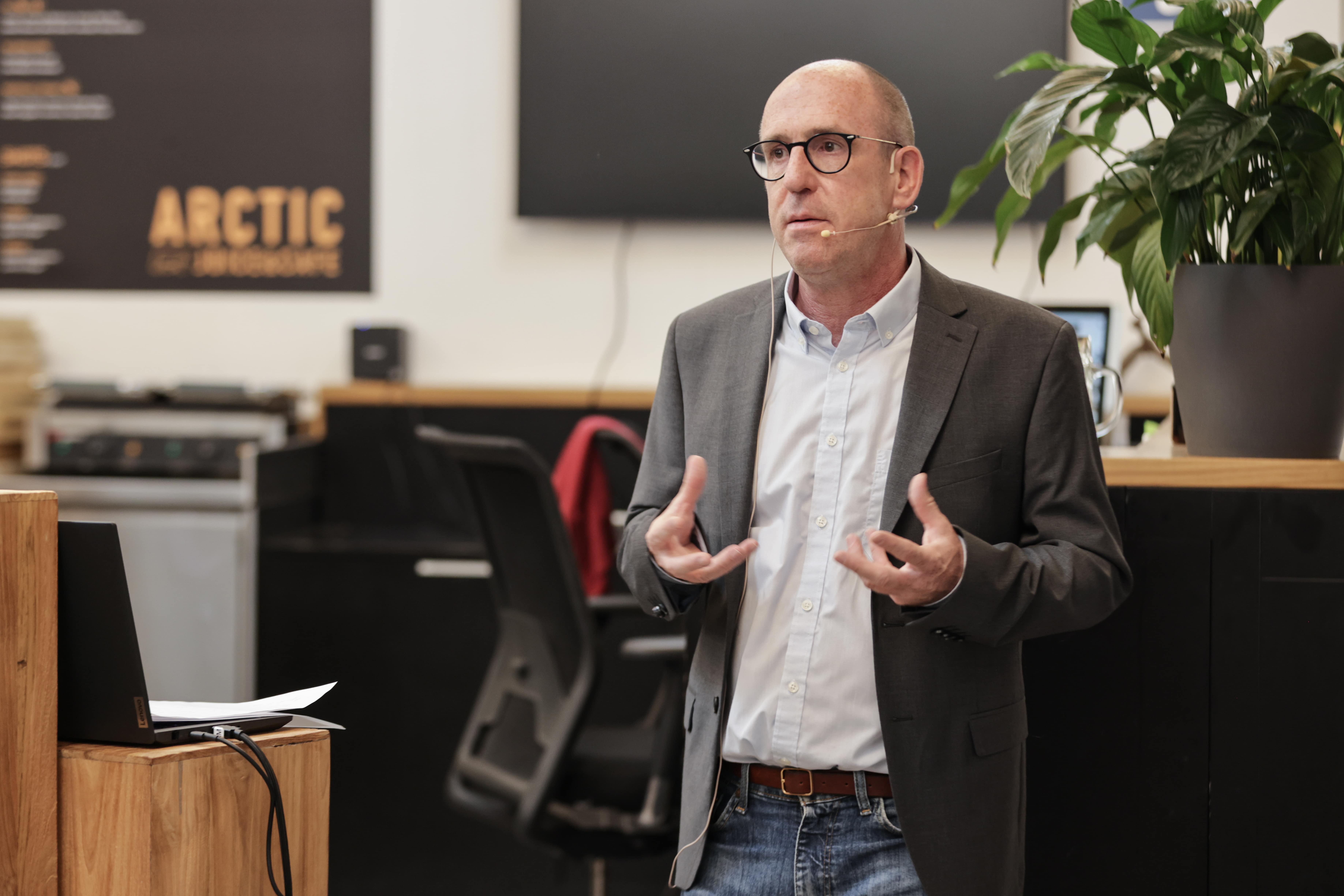 Philippe Gagnebin, Communications Director, UNIL<br>
